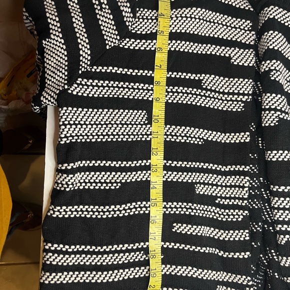 CHICOS Black and White Striped Women's open front mock neck cardigan size 3 - Picture 12 of 12